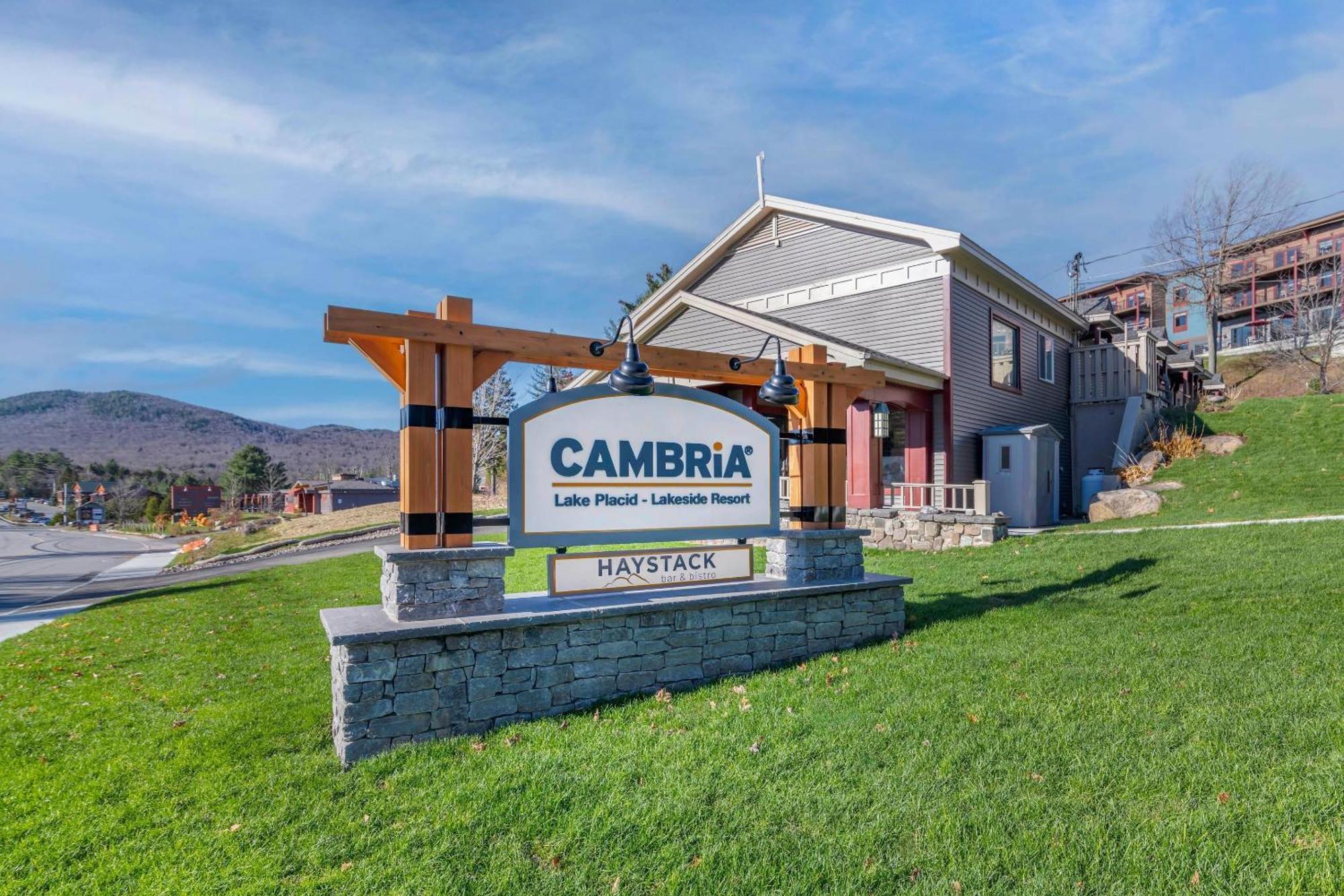 Cambria Hotel Lake Placid - Lakeside Resort Exteriör bild